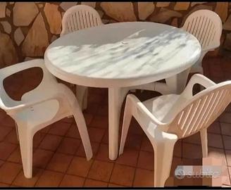 Tavolo da giardino 4 Sedie ombrellone e Base 