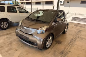 Toyota iQ 1.4 diesel full optional