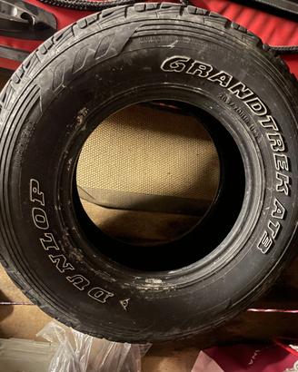 DUNLOP GRANDTREK AT 3 N. 2  MISURA 265/70 R 16