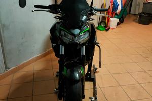 Kawasaki z 650 anno marzo 2022