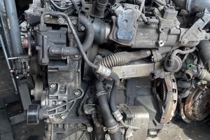 Motore usato Trafic Vivaro Primastar 2.0 DCi M9R