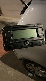 Auto radio golf 5