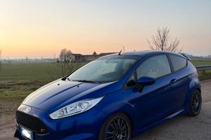 Ford fiesta ST 1.6 182cv