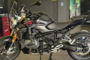 BMW 1250 R pari al nuovo