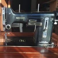 Macchina da cucire Necchi