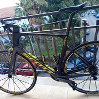 Bici Scott Foil in carbonio