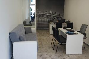 Locale uso ufficio adiacente Metro A