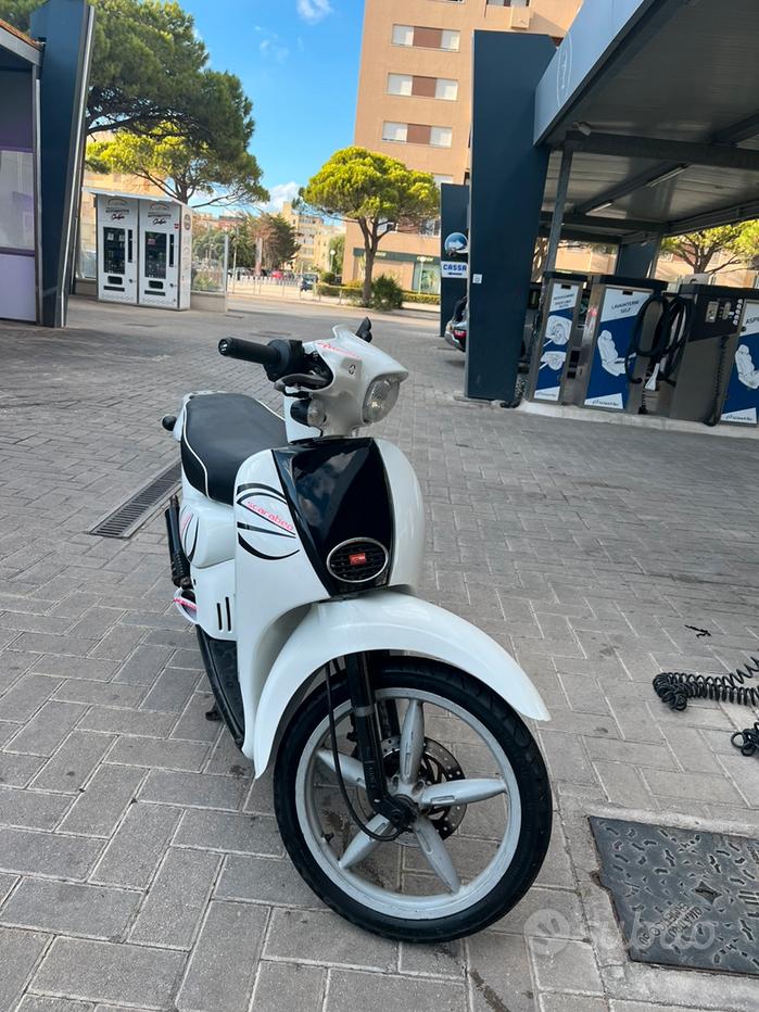 Aprilia Scarabeo Street Scarabeo 50 Seconda Mano Aprilia Scarabeo