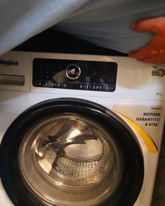 lavatrice whirlpool 9kg