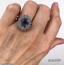 ANELLO ORO 18kt. DIAMANTI e ZAFFIRO BLU CHIARO