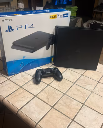 Play Station 4 slim + DualShock 4 + Scatola.