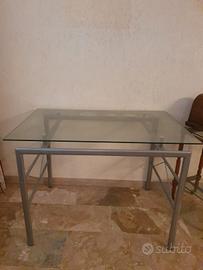 Tavoli espositori negozio in vetro