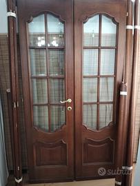 porta in legno a vetri a 2 ante con telaio