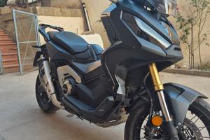 Honda XADV 750