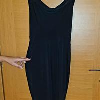 Vestito scollato nero