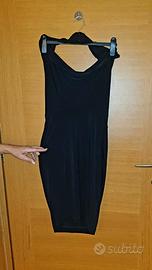 Vestito scollato nero