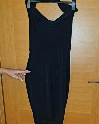 Vestito scollato nero