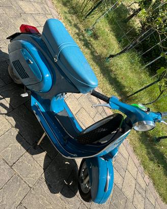 Vespa 125 Et3 blue-jeans del 1976