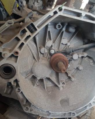 CAMBIO NISSAN QASHQAI 1,5 DCI CODICE TL4 126 ANNO 