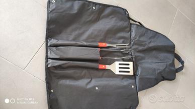 Kit accessori per barbecue