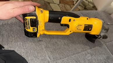 Smerigliatrice a batteria Dewalt