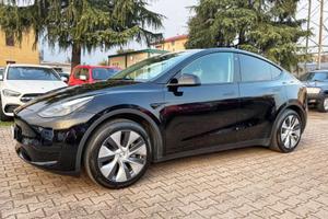 Tesla Model Y RWD