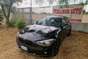 BMW 116d 5p. Unique