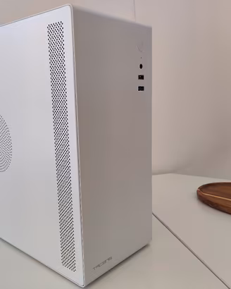 PC Gaming/Studio intel i 7 RAM 16GB RX 550 SSD 120