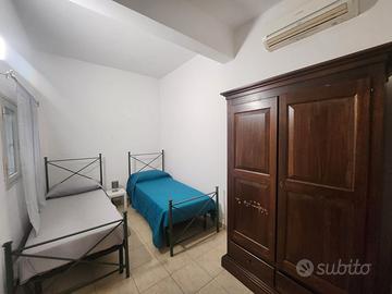 Casa gialla primo piano (Pozzallo)