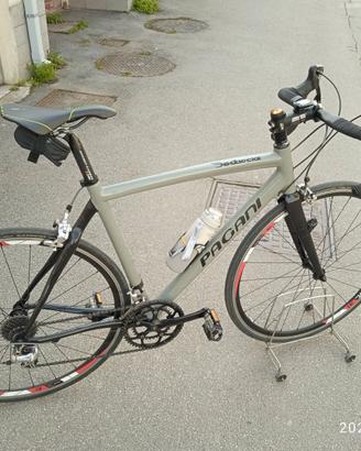Bicicletta da corsa eccellente condizione