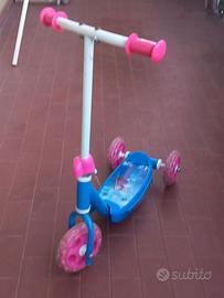 Monopattino di frozen