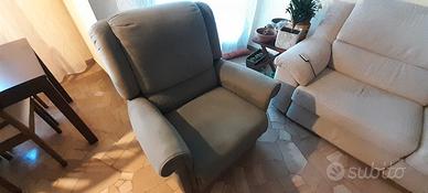 Poltrona in tessuto Chateaux d'Ax