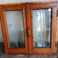 Finestra in legno