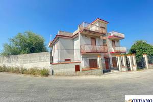 CARINI: PORZIONE DI BIFAMILIARE PANORAMICA CON