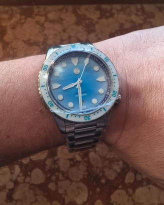 Zelos Mako 300m Diver 'Lagoon Blue'