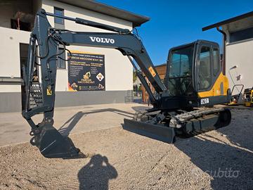 Miniescavatore Volvo EC55B