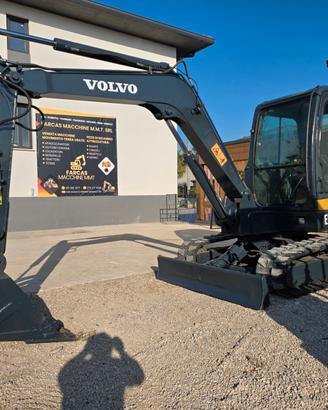Miniescavatore Volvo EC55B