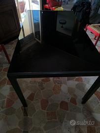 Tavolo in alluminio e pietra lucidata