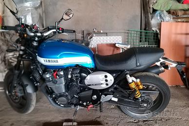 Yamaha XJR 1300 - 2016