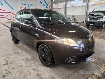 Lancia Ypsilon 1.2 gpl km certificati