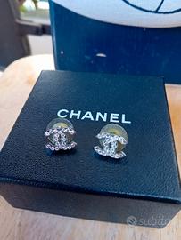 orecchini originali Chanel