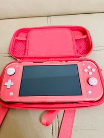 Nintendo Switch Lite Aragosta con tanti accessori