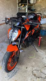 Ktm 890 duke gp 2022