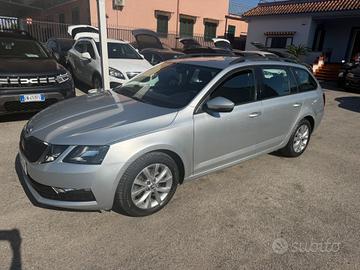 Skoda Octavia 1.6 TDI CR 115 CV DSG Wagon Executiv