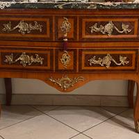 Cassettone francese stile Luigi XV stupendo