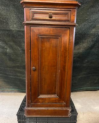 Comodino antico in legno massello d’epoca 800
