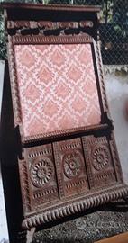 antico attaccapanni a parete