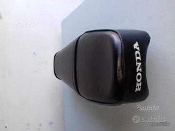 Sella honda cb 125s. four