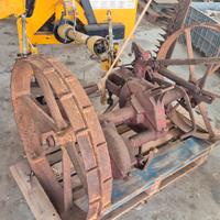 Antica falciatrice a traino