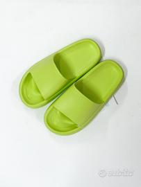 Ciabatte unisex fluo modello Adilette slippers